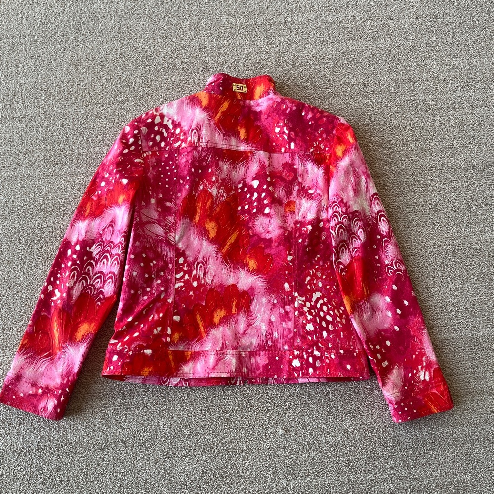 Fun, multicolored St John Sport zip jacket with stand collar. Like new, M